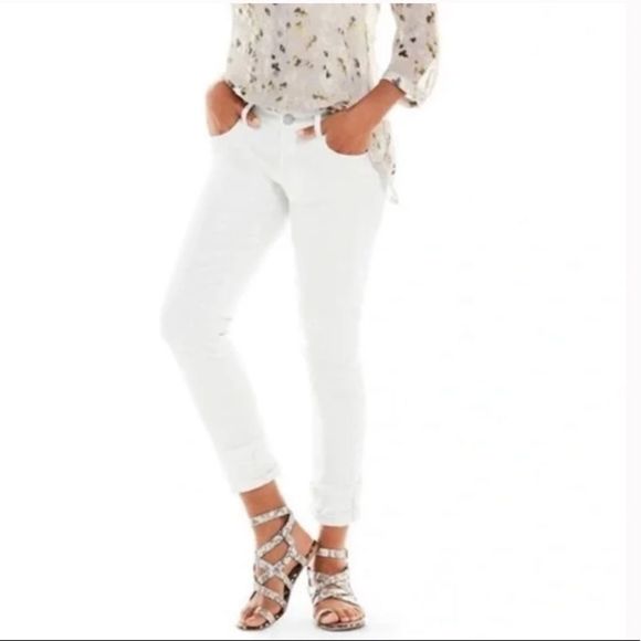 CAbi Denim - Cabi white slim boyfriend jeans size 4